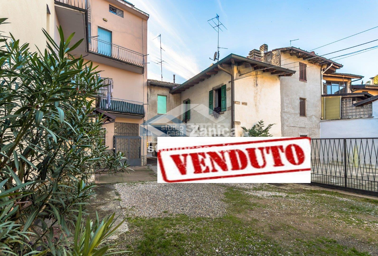 Casa Unifamiliare in vendita a Stezzano