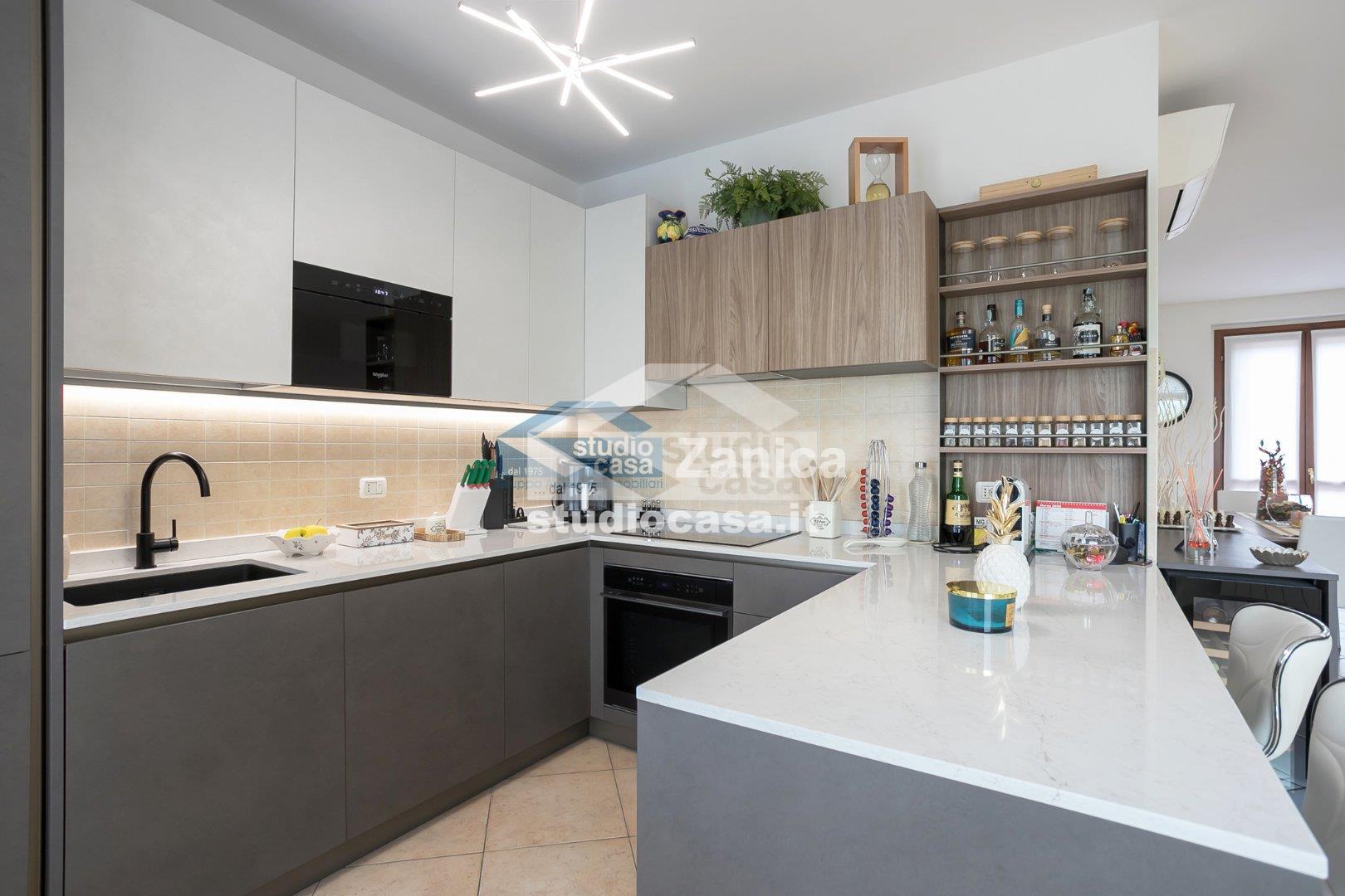 Appartamento in vendita a Zanica