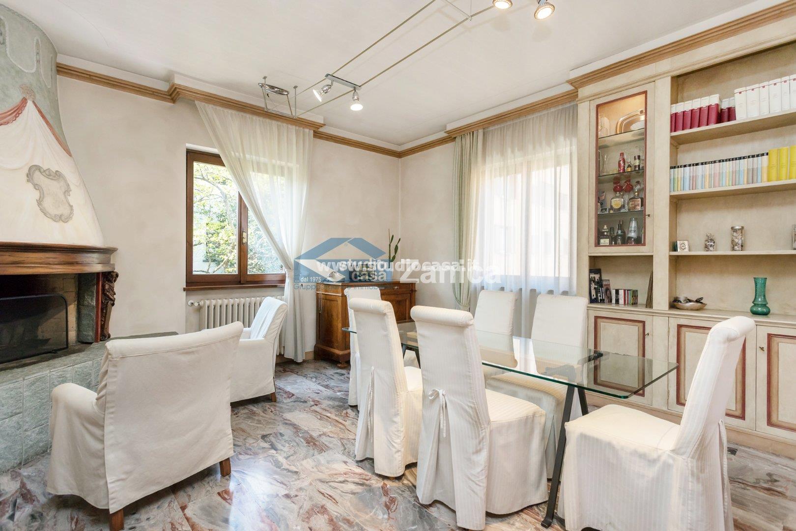 Villa Unifamiliare in vendita a Bergamo