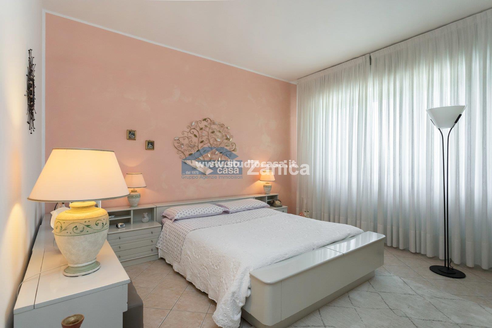 Appartamento in vendita a Azzano San Paolo