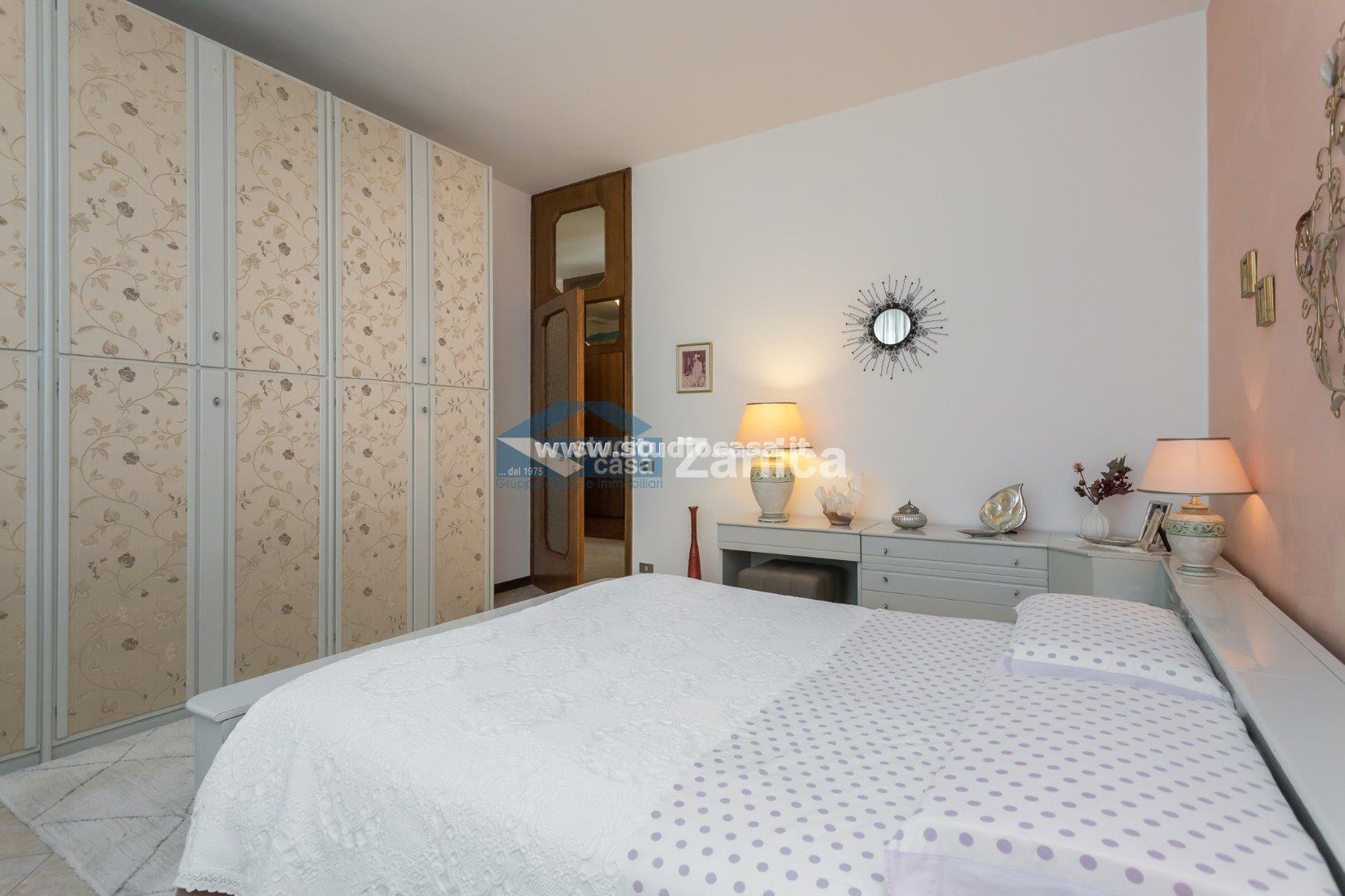 Appartamento in vendita a Azzano San Paolo