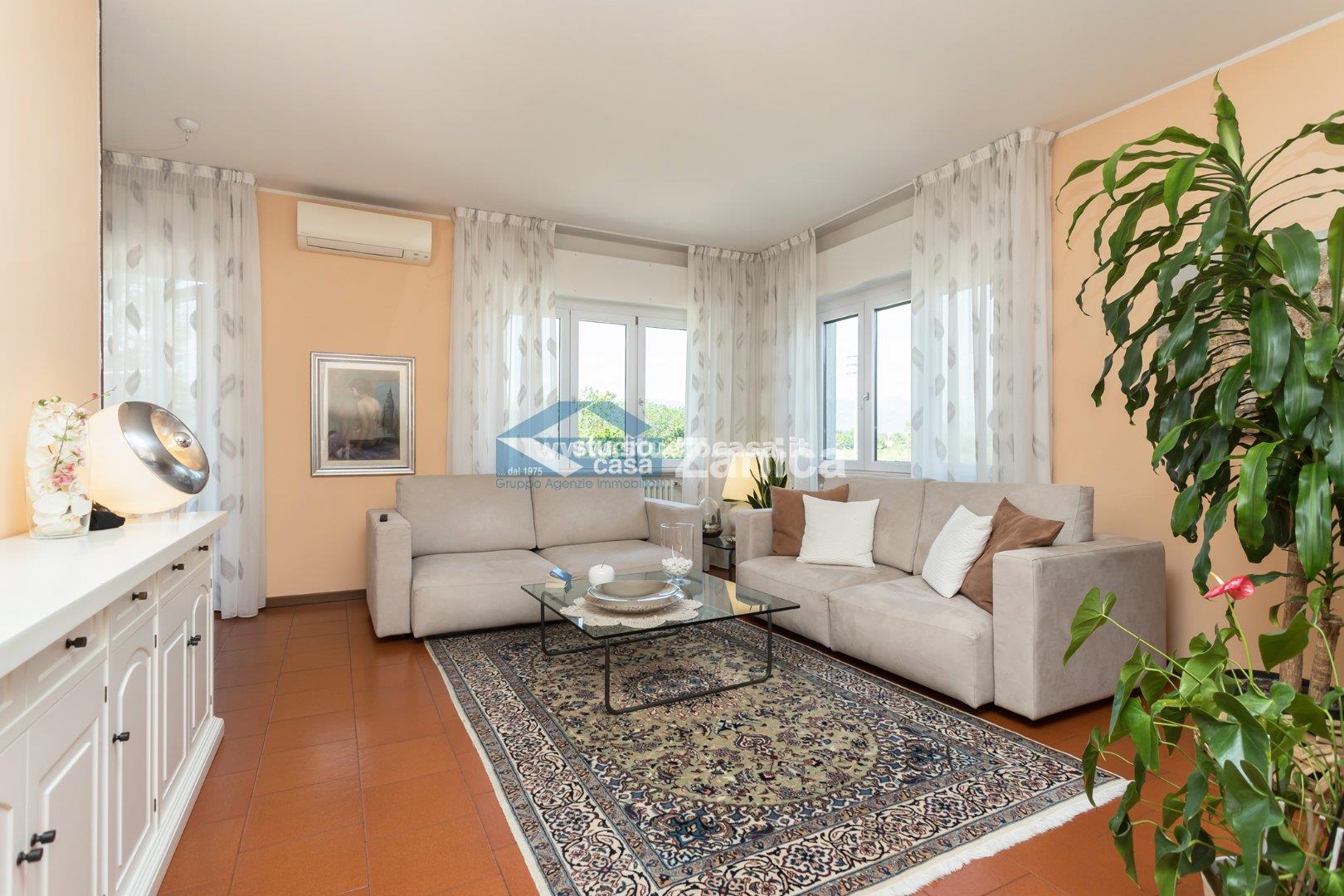 Appartamento in vendita a Azzano San Paolo