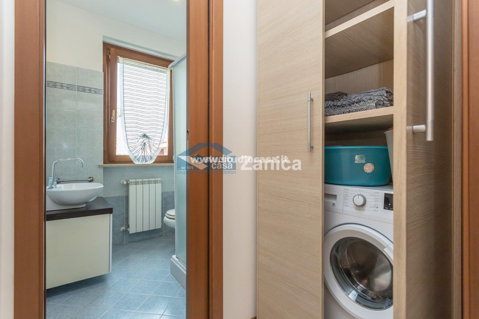 Appartamento in vendita a Azzano San Paolo