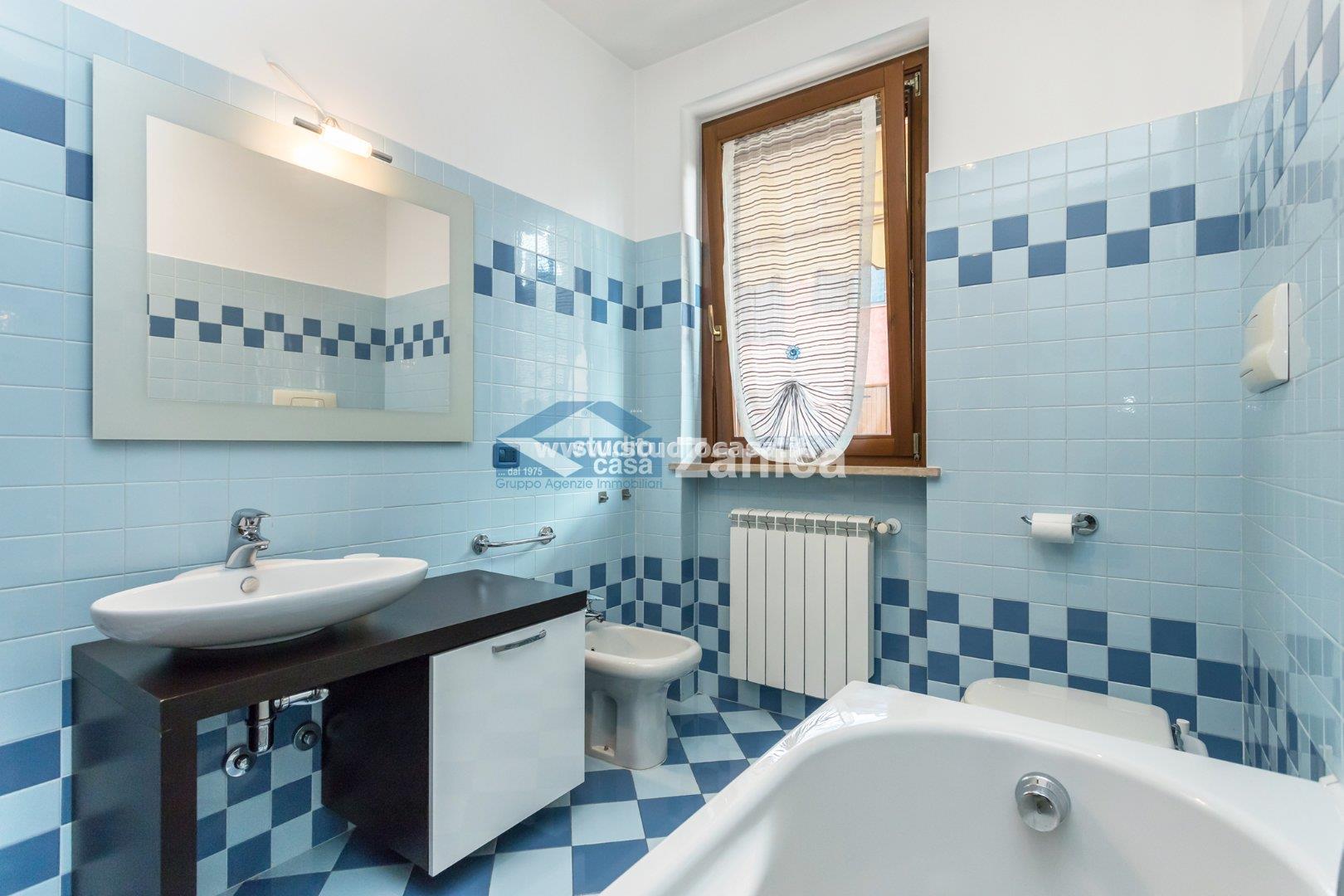 Appartamento in vendita a Azzano San Paolo