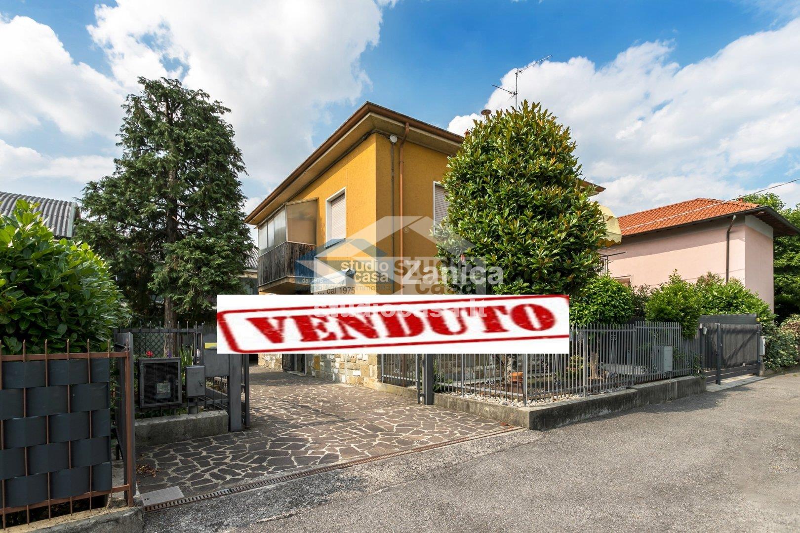 Appartamento in vendita a Azzano San Paolo