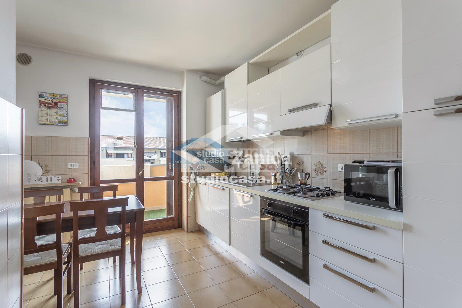 Appartamento in vendita a Azzano San Paolo