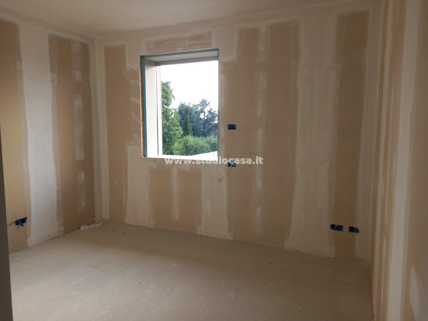 Appartamento in vendita a Azzano San Paolo