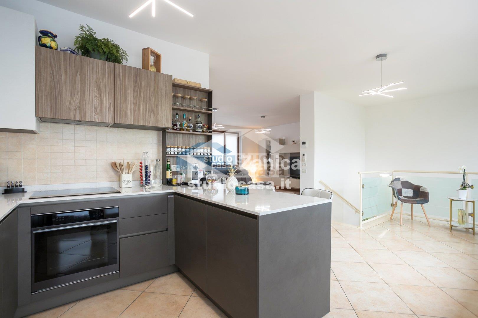 Appartamento in vendita a Comun Nuovo