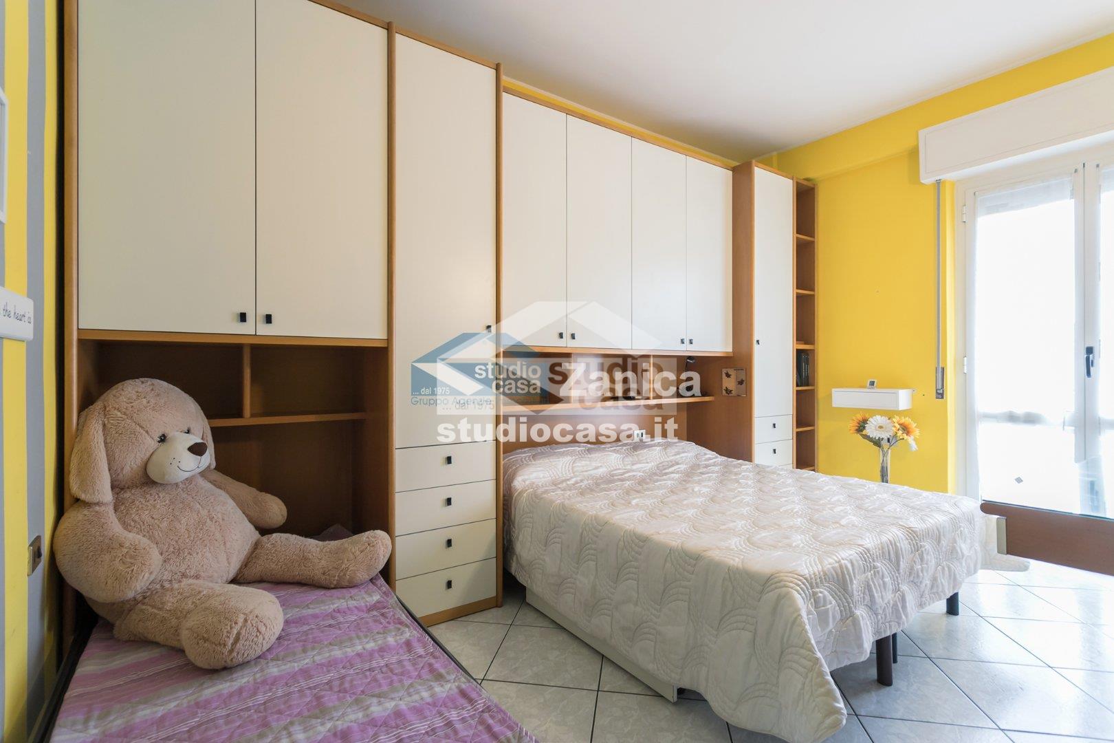 Appartamento in vendita a Azzano San Paolo