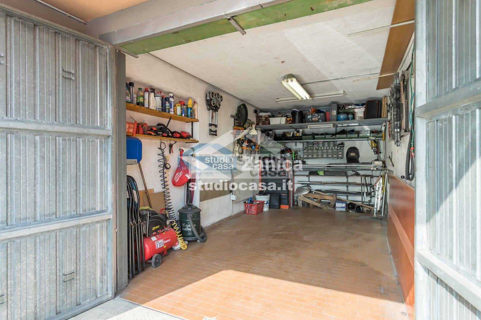 Appartamento in vendita a Azzano San Paolo