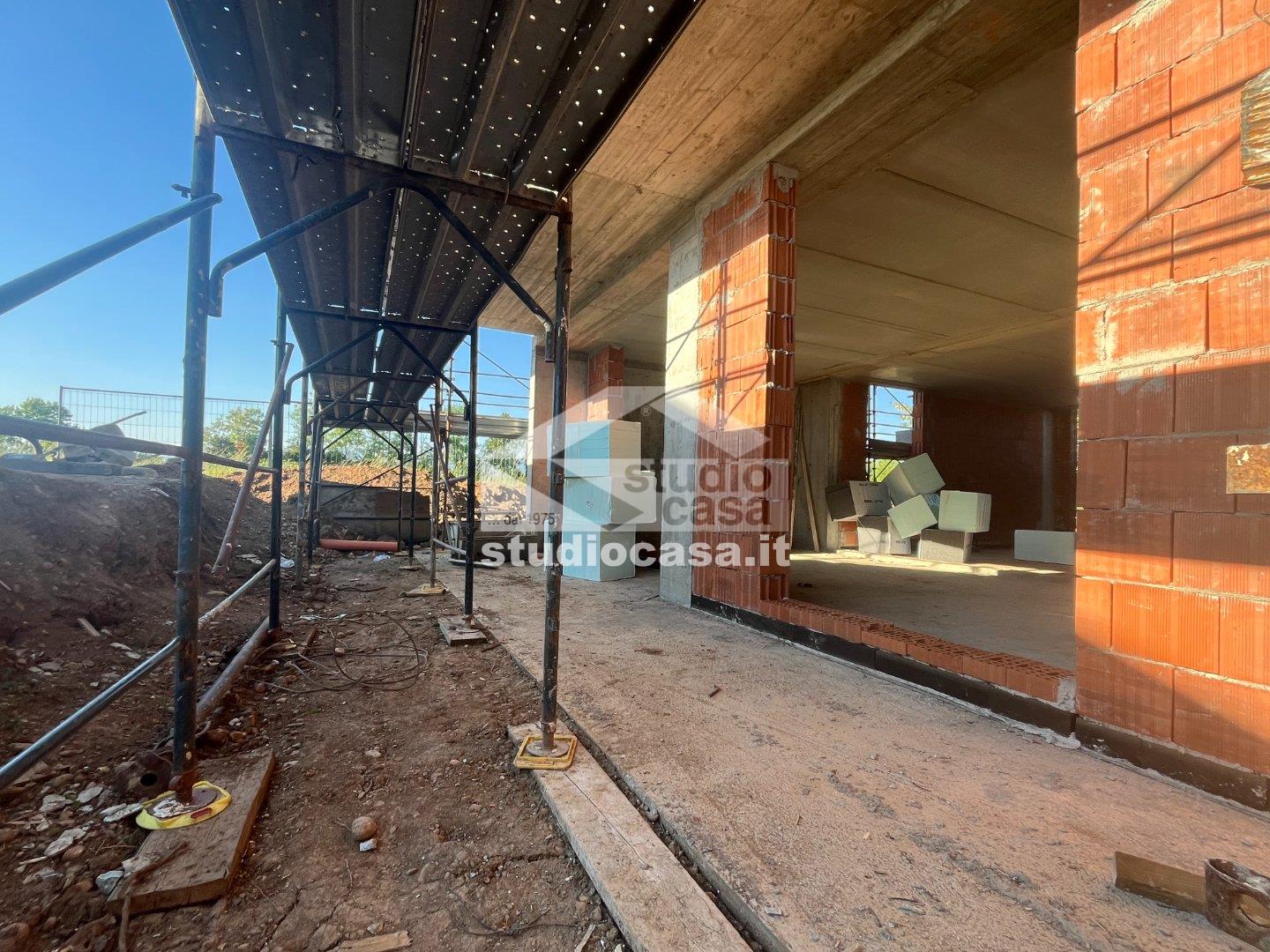 Appartamento in vendita a Azzano San Paolo