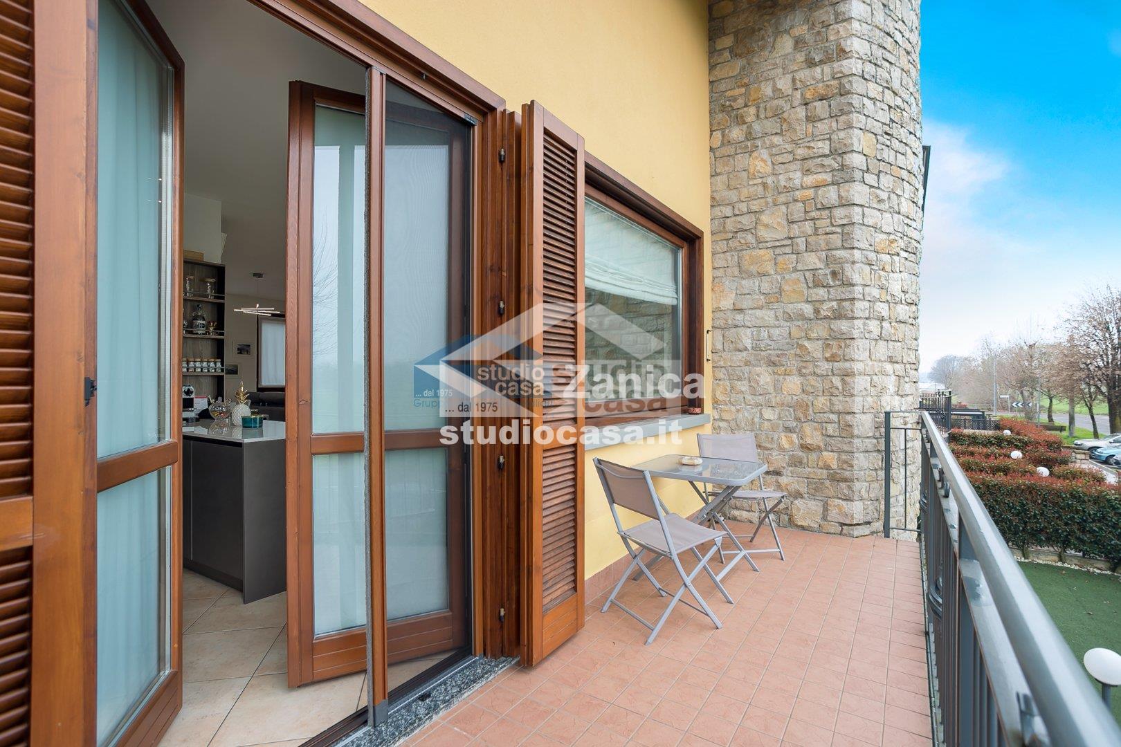 Appartamento in vendita a Stezzano