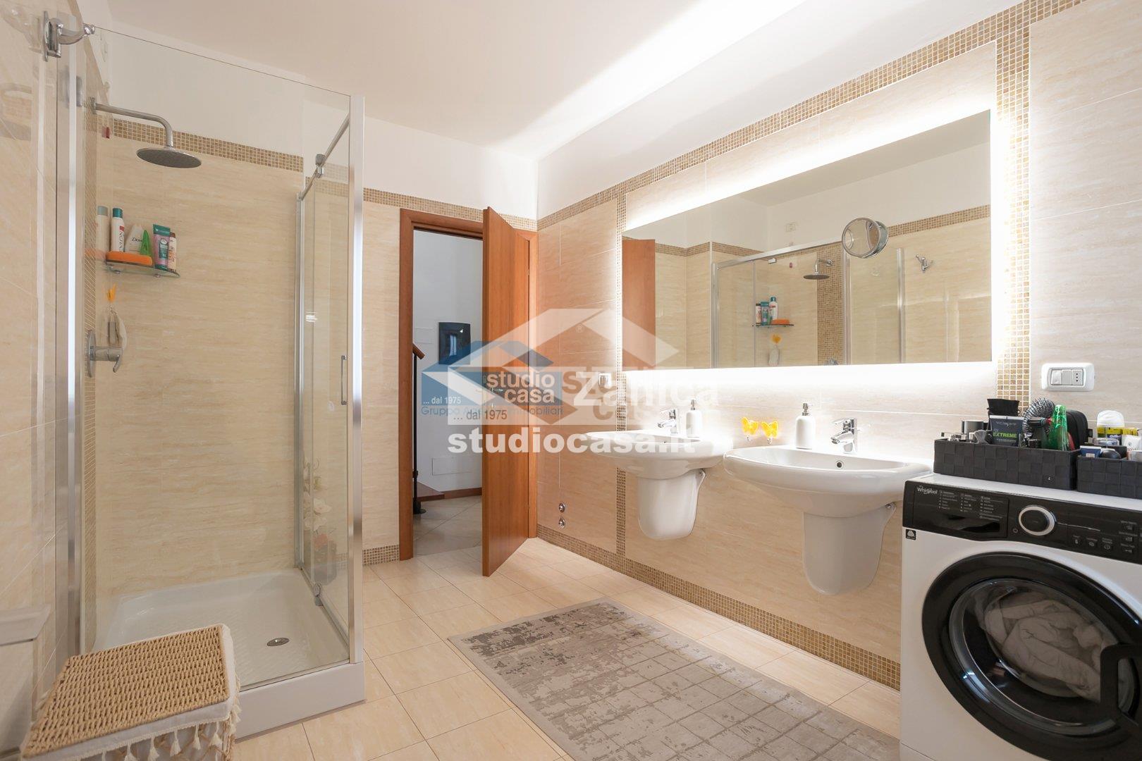 Appartamento in vendita a Stezzano