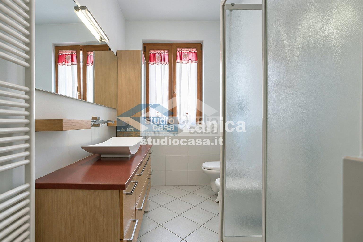 Appartamento in vendita a Zanica