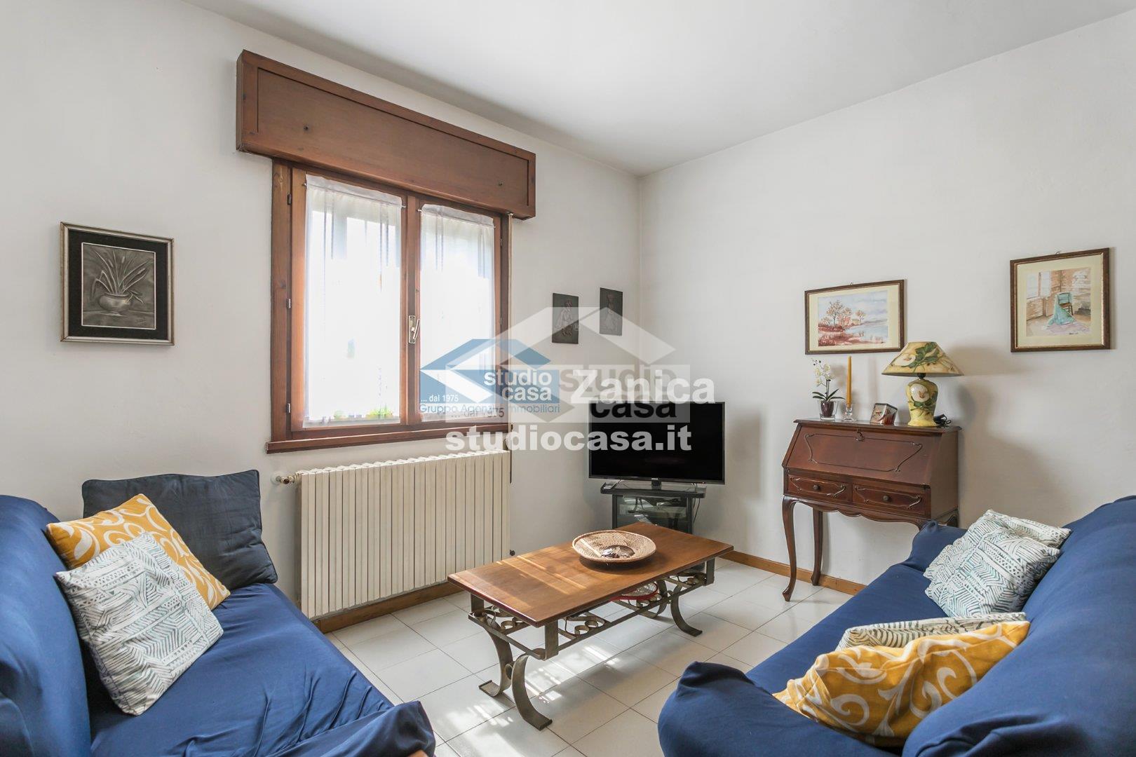 Appartamento in vendita a Azzano San Paolo