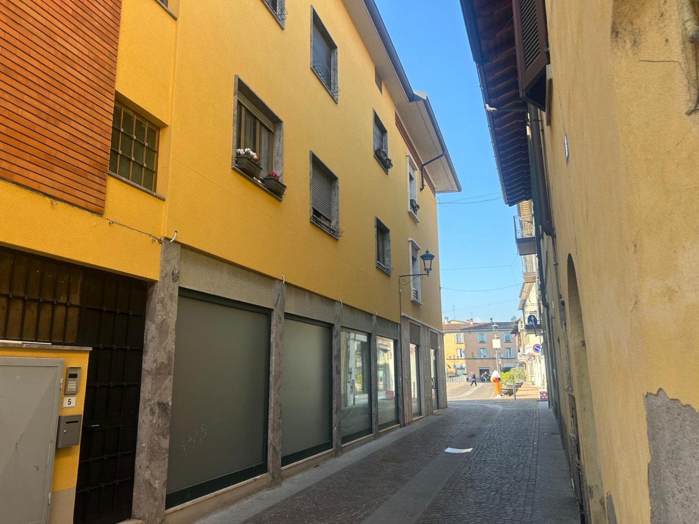 Stabile in vendita a Verdello