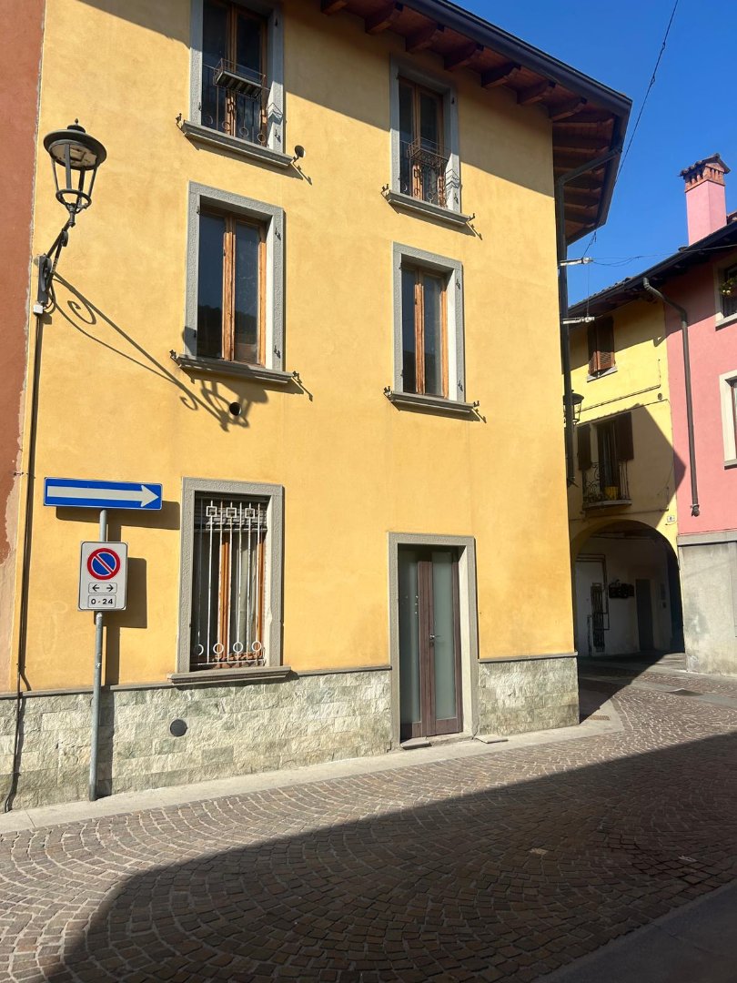 Stabile in vendita a Verdello