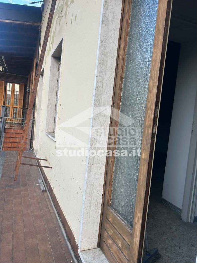 Casa Plurifamiliare in vendita a Urgnano