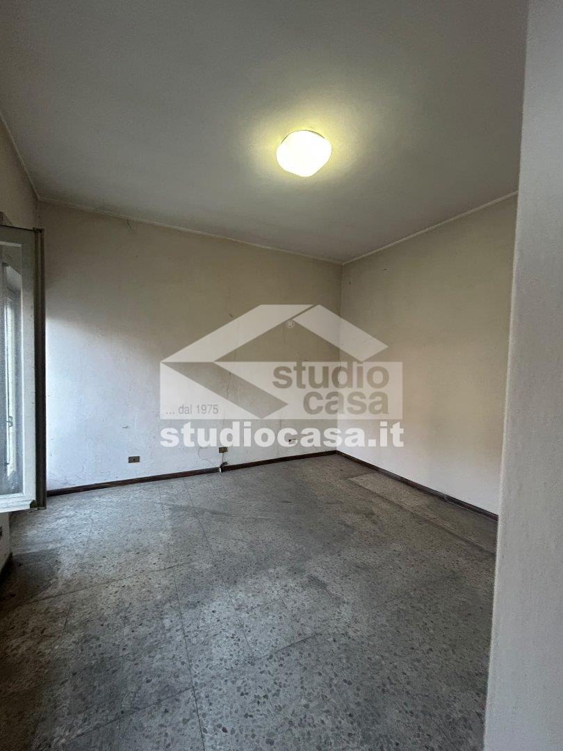 Casa Plurifamiliare in vendita a Urgnano