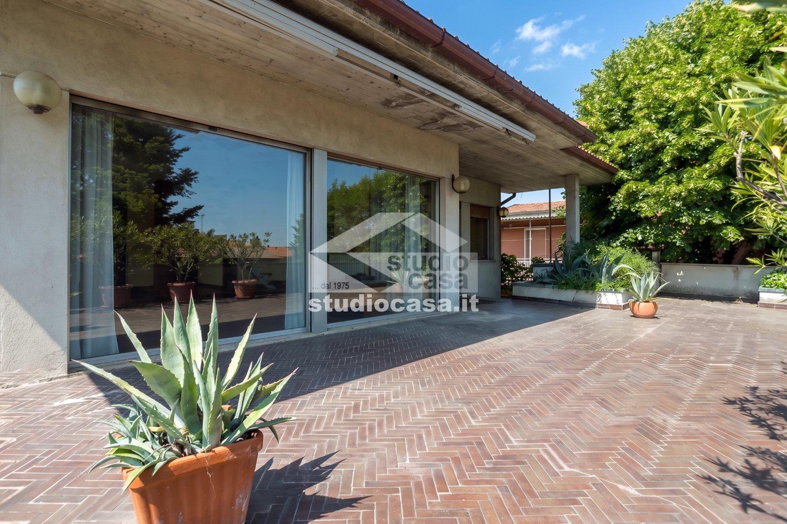 Appartamento in Villa in vendita a Zanica