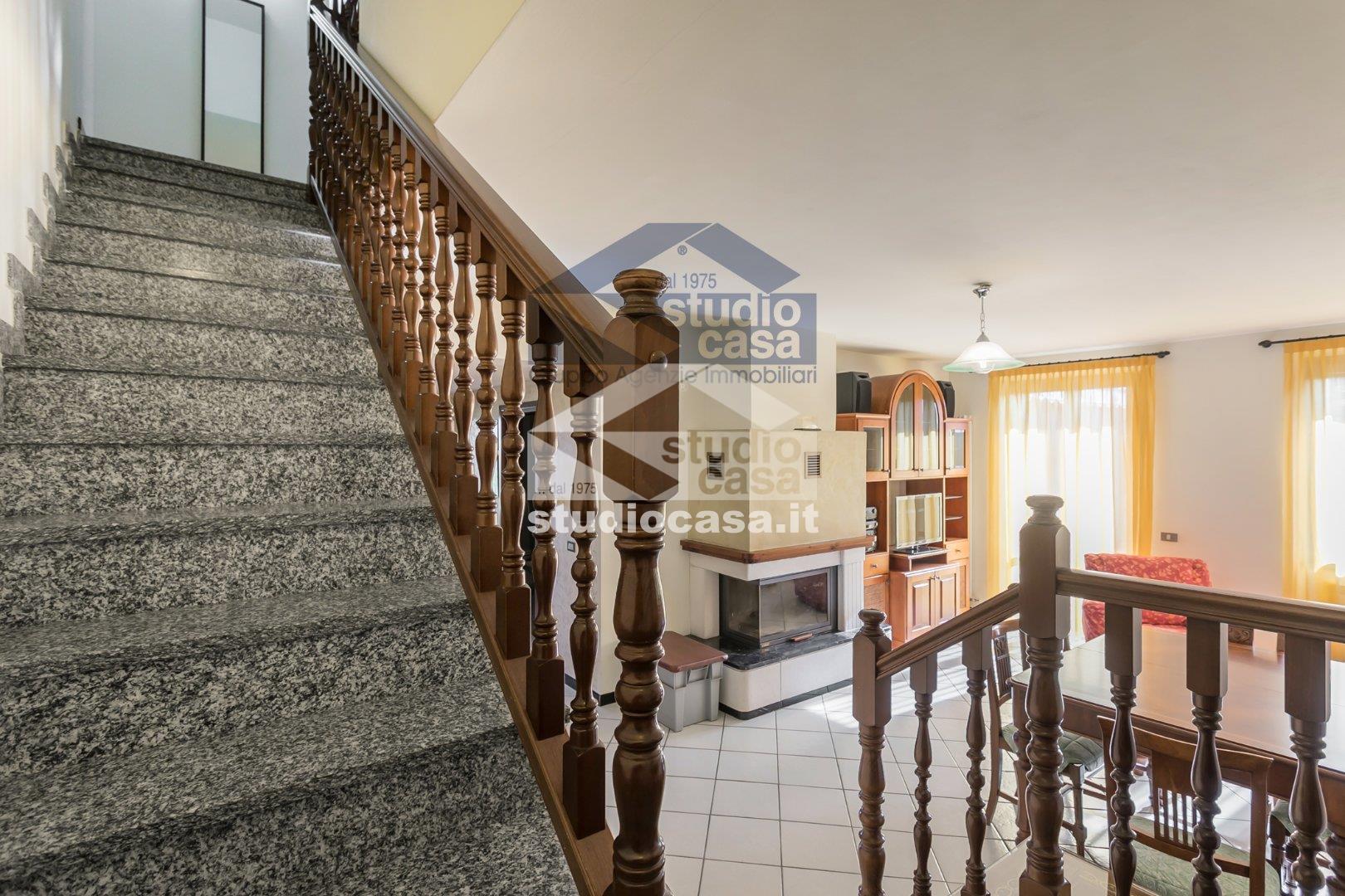Villa a schiera in vendita a Urgnano