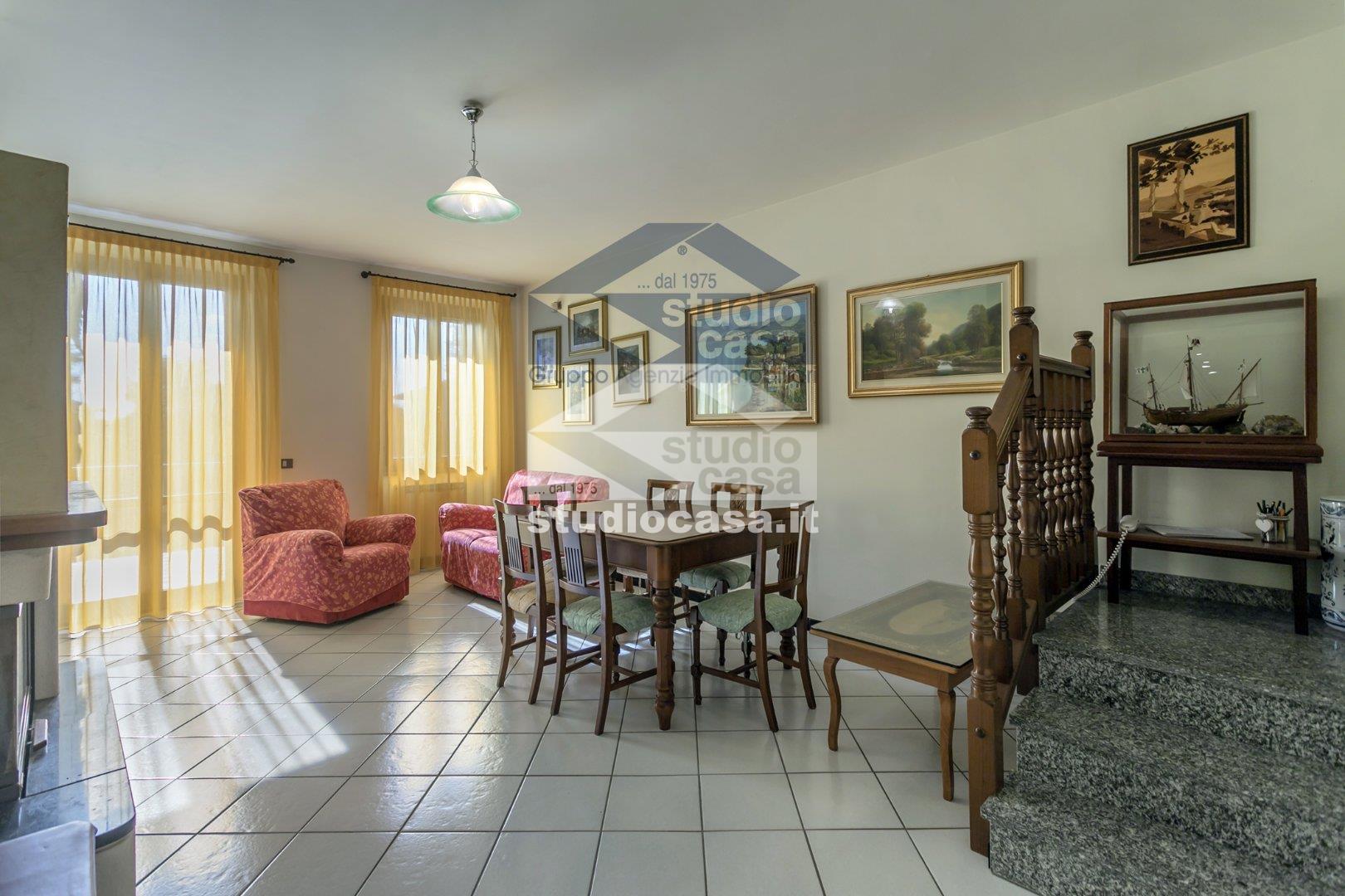 Villa a schiera in vendita a Urgnano