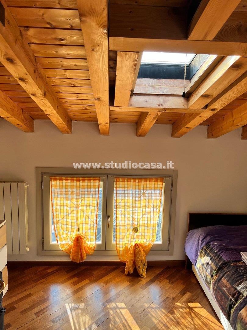 Appartamento in vendita a Azzano San Paolo