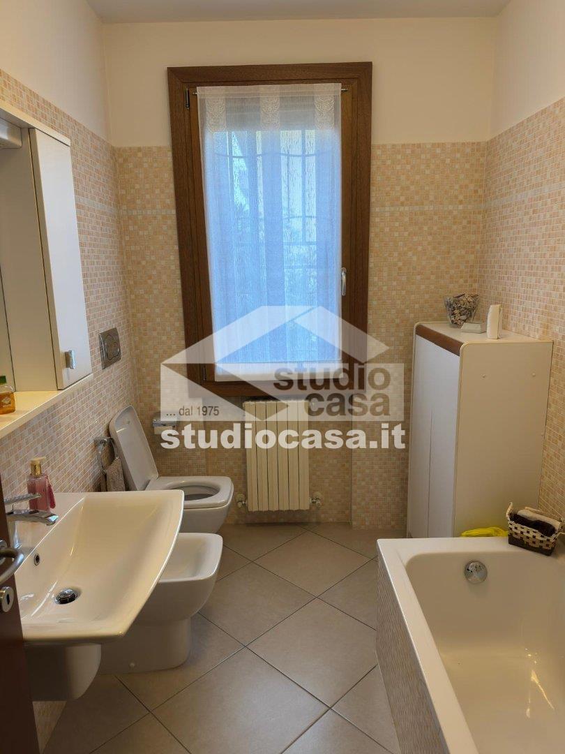 Appartamento in Villa in vendita a Grassobbio