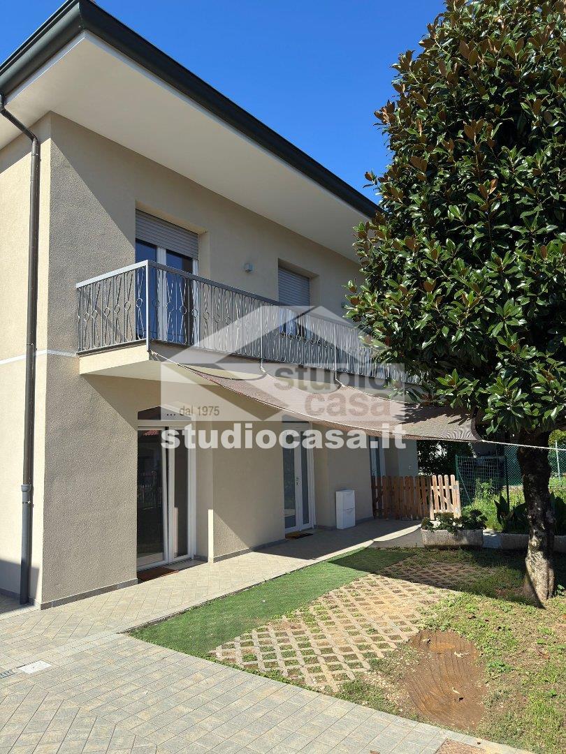 Appartamento in Villa in vendita a Urgnano