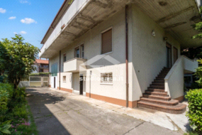 Appartamento in Villa in vendita a Zanica