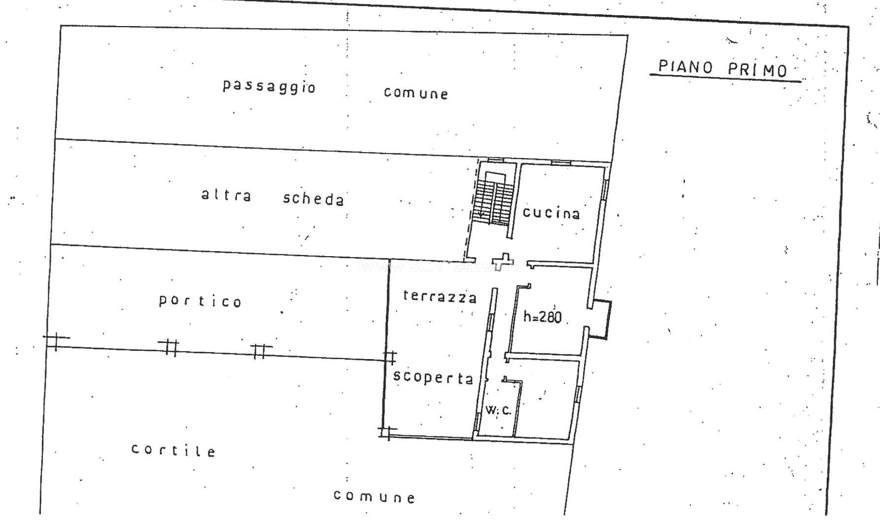 Casa Plurifamiliare in vendita a Palazzo Pignano
