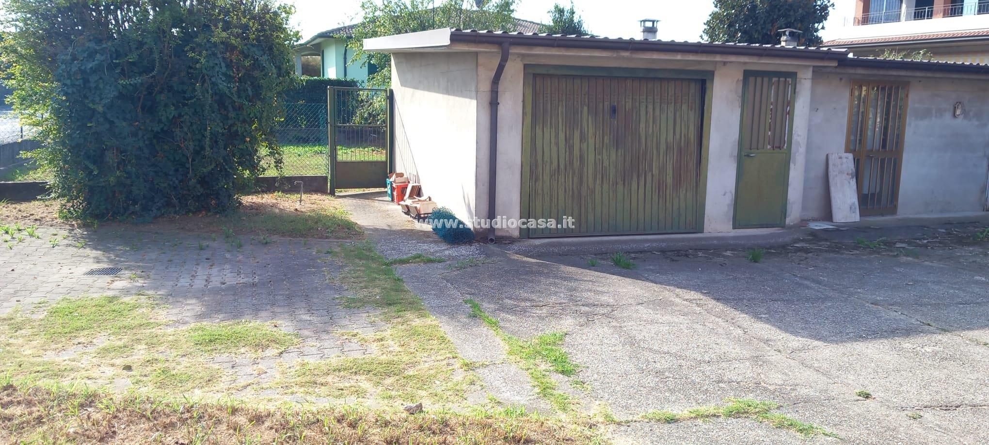 Casa Plurifamiliare in vendita a Palazzo Pignano