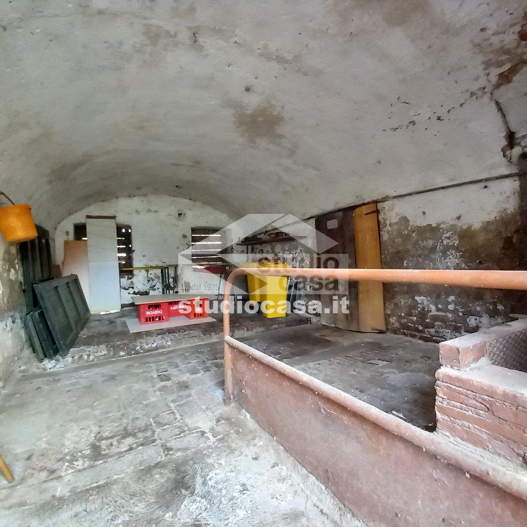 Casa Plurifamiliare in vendita a Palazzo Pignano