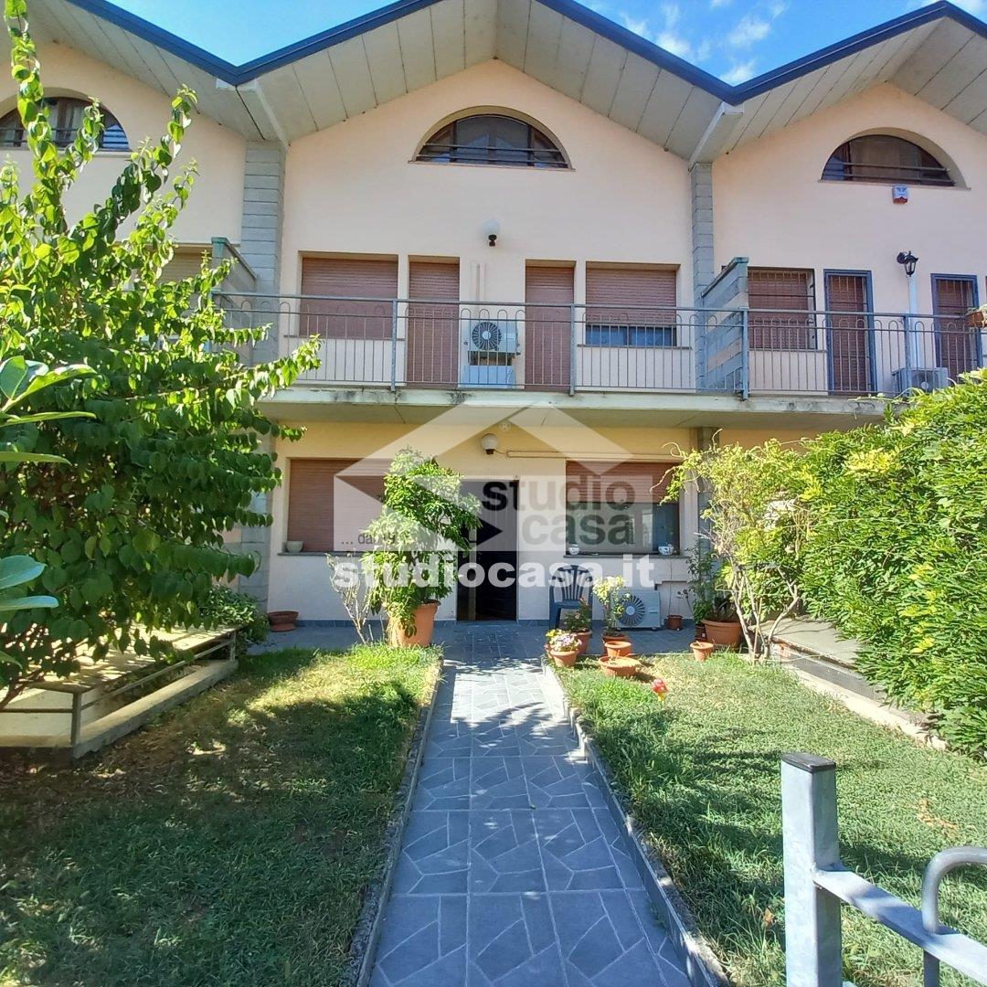 Villa a schiera in vendita a Pandino