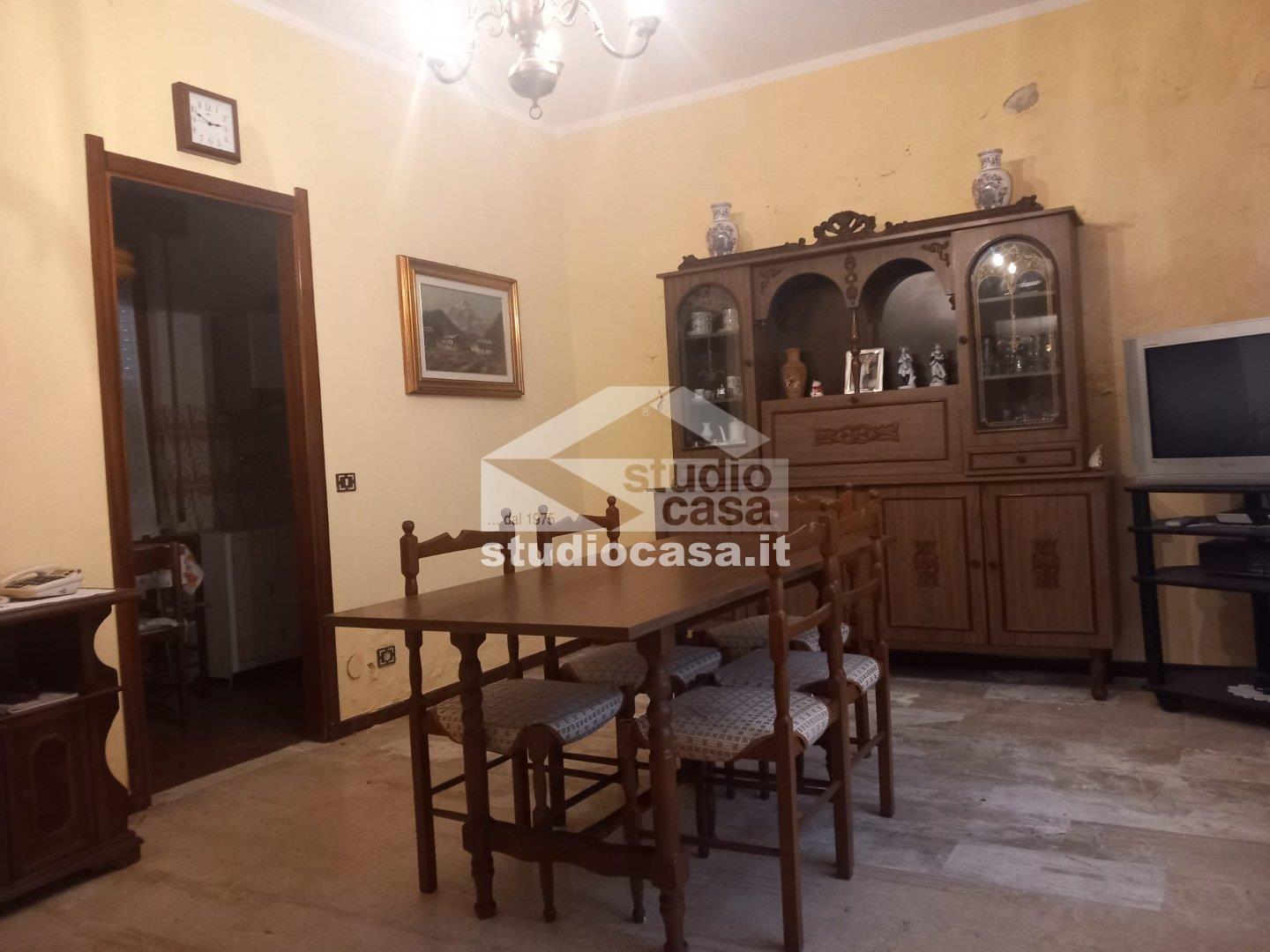 Casa Plurifamiliare in vendita a Palazzo Pignano