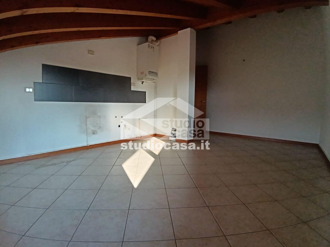Appartamento in vendita a Pandino