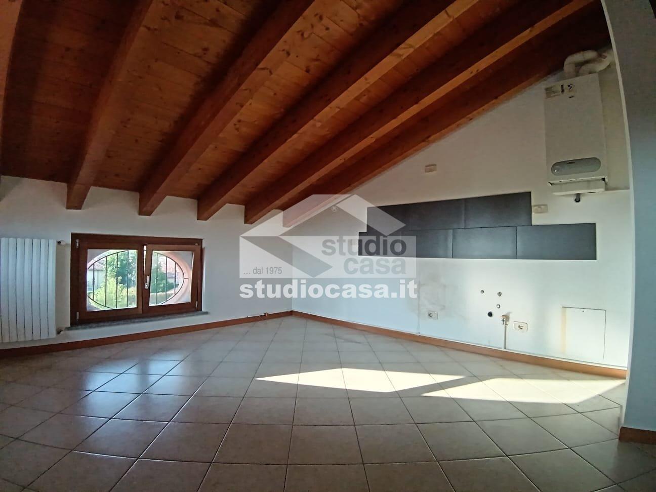 Appartamento in vendita a Pandino
