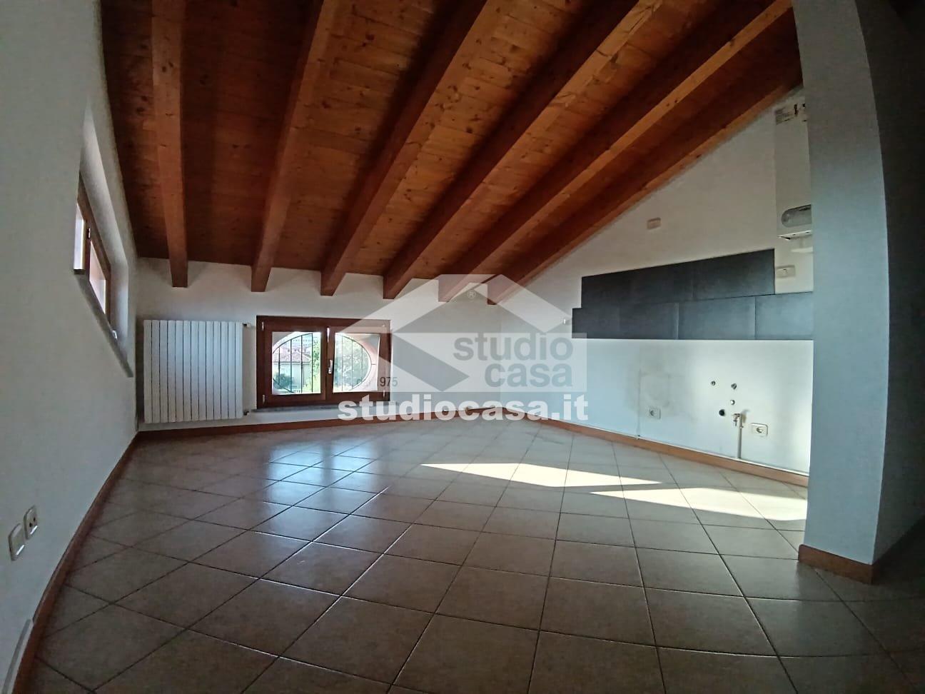 Appartamento in vendita a Pandino