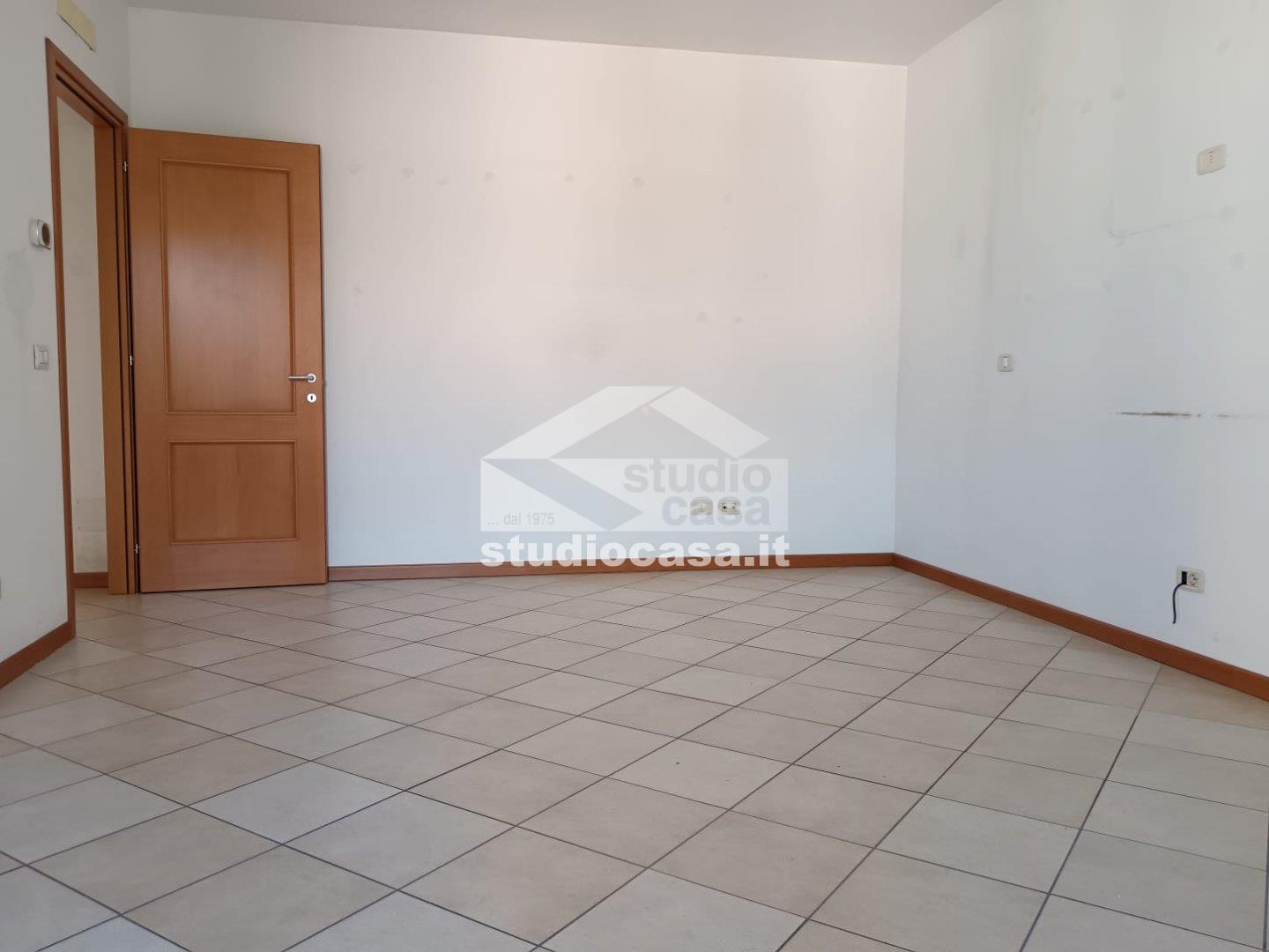 Appartamento in vendita a Pandino