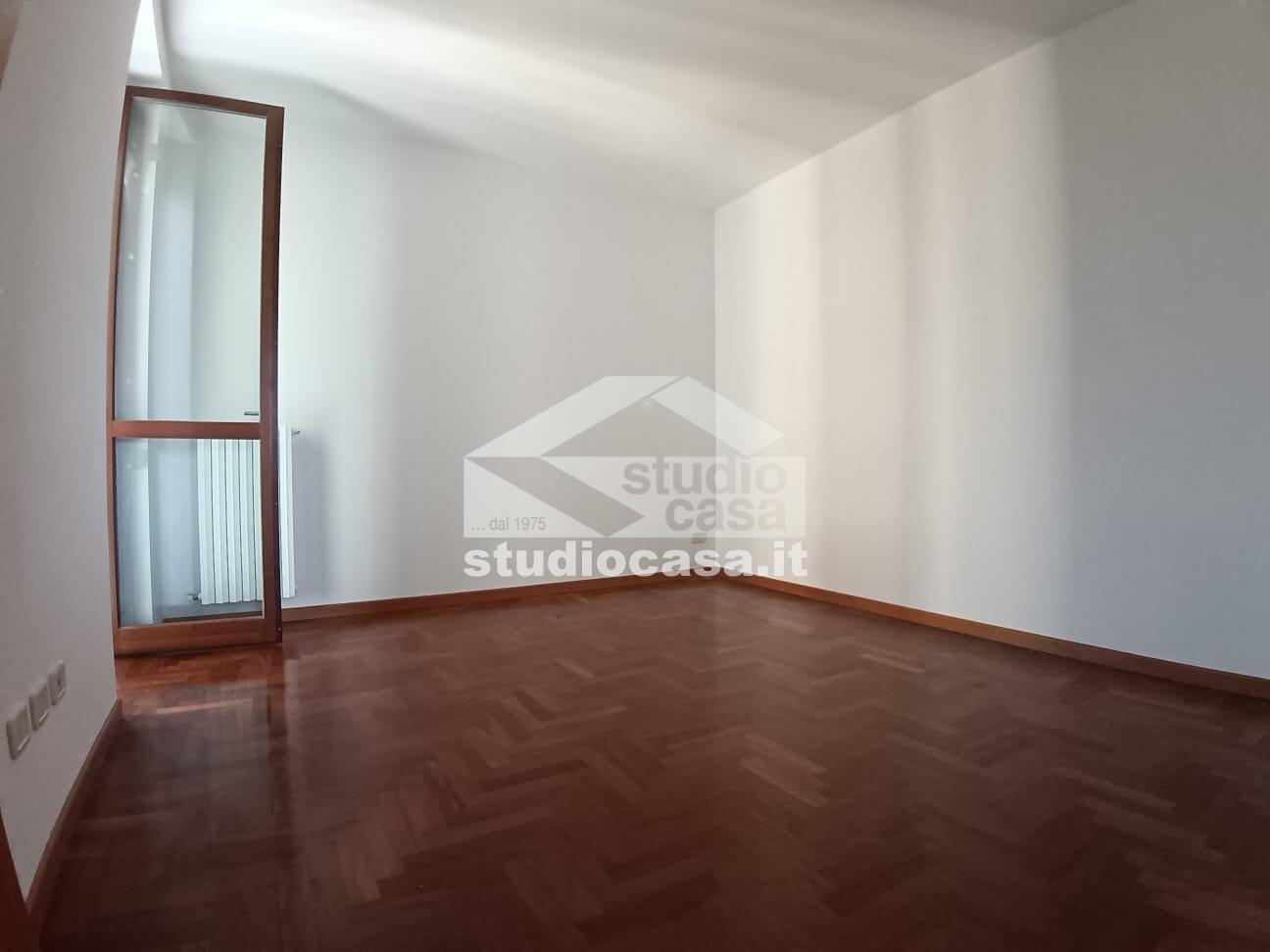 Appartamento in vendita a Pandino