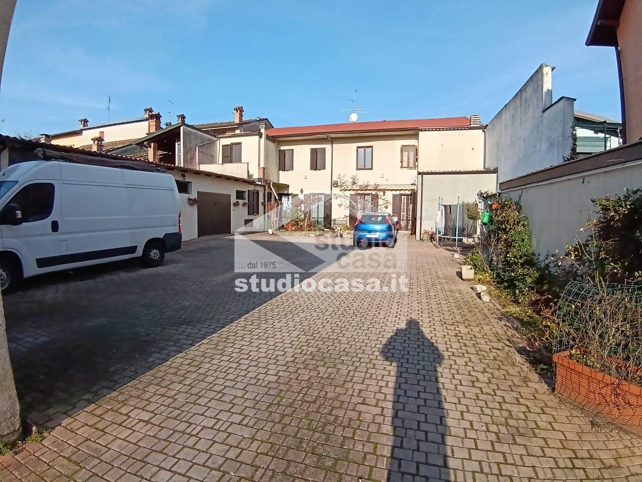 Villa Bifamiliare in vendita a Trescore Cremasco