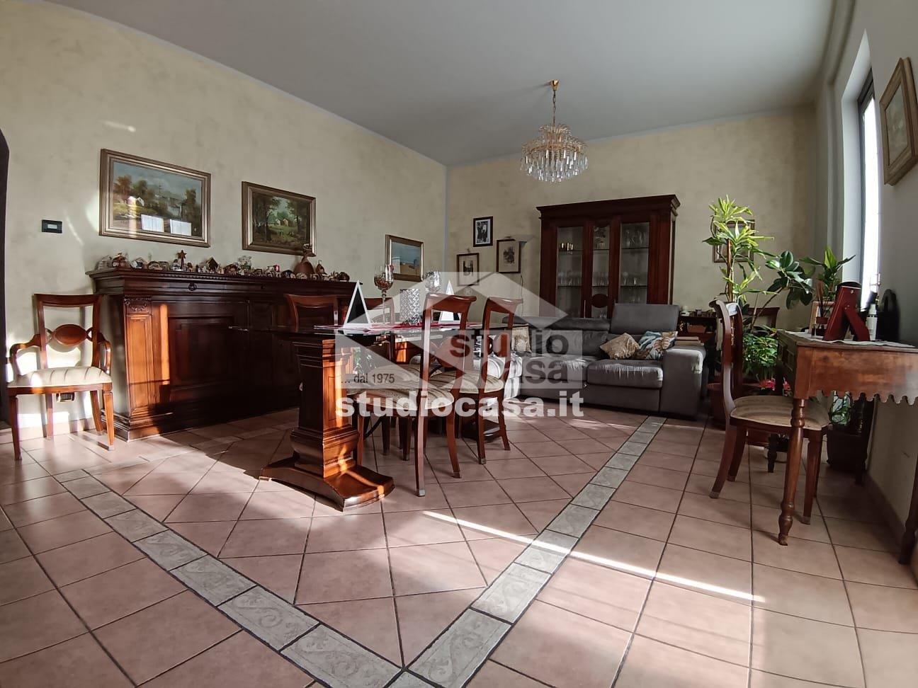 Villa Bifamiliare in vendita a Trescore Cremasco