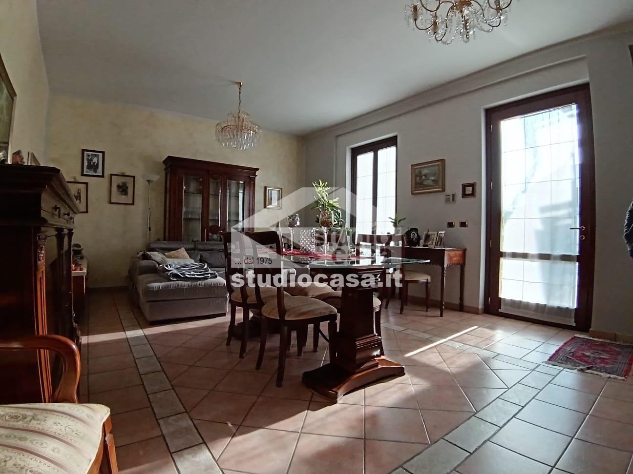 Villa Bifamiliare in vendita a Trescore Cremasco