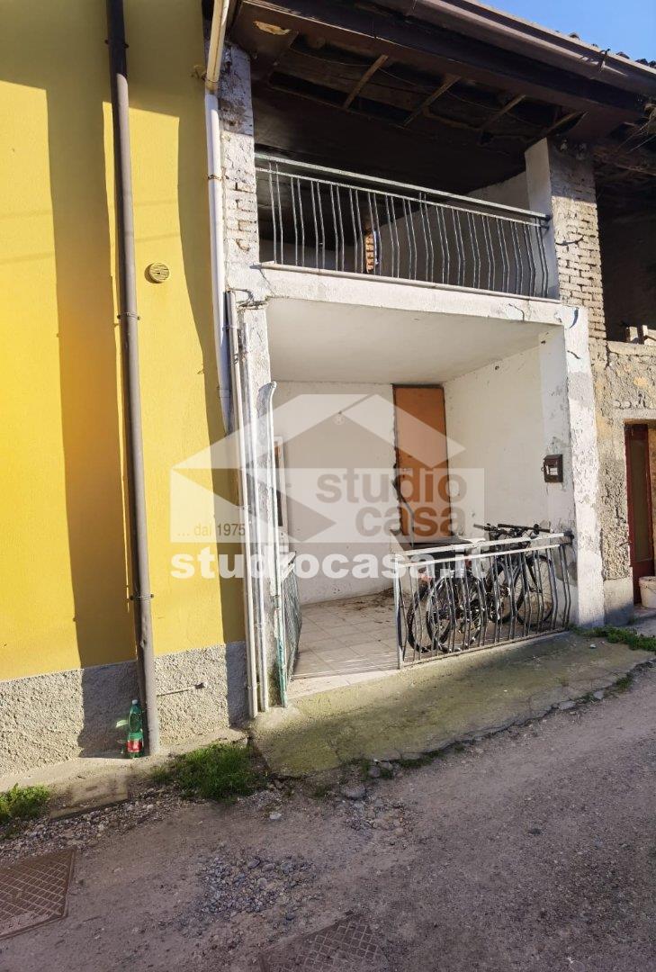 Casa Plurifamiliare in vendita a Trescore Cremasco