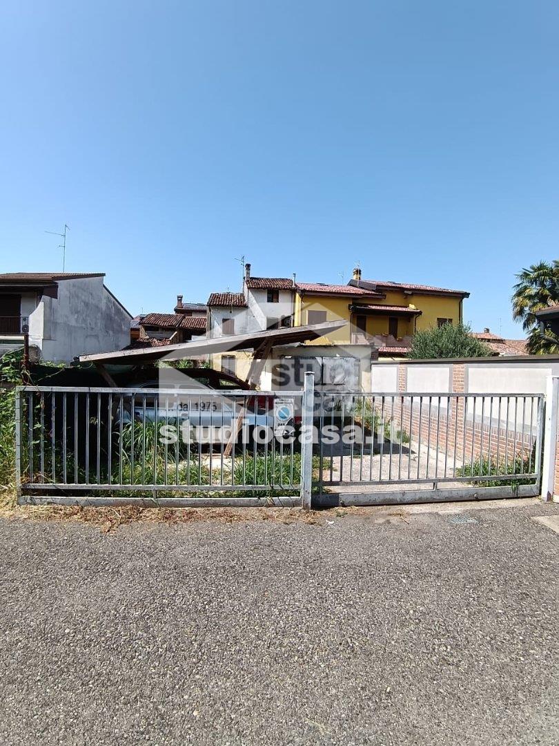 Casa Plurifamiliare in vendita a Trescore Cremasco
