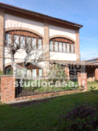 Casa Plurifamiliare in vendita a Vailate