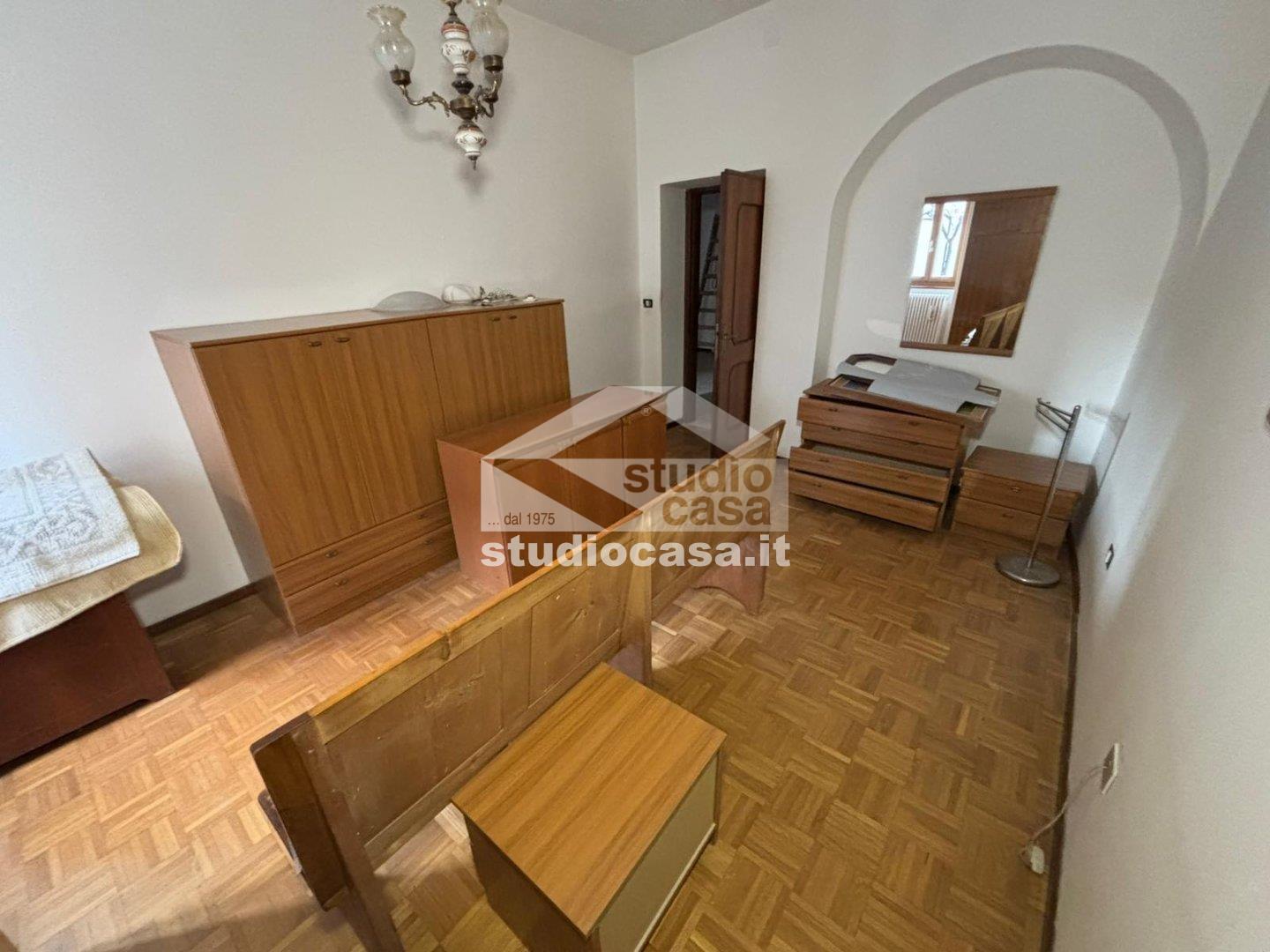 Casa Unifamiliare in vendita a Cimone