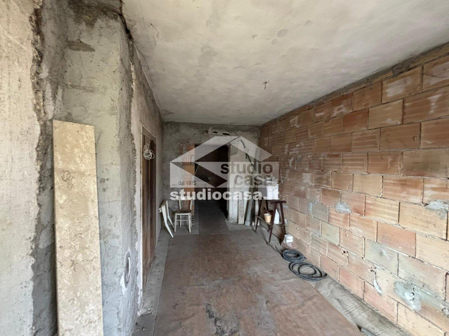 Casa Unifamiliare in vendita a Cimone