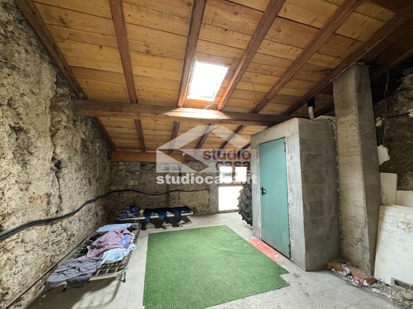 Appartamento in vendita a Cimone