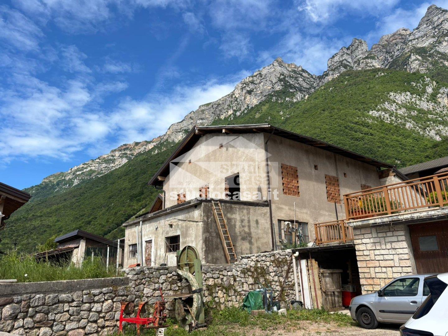 Cantina in vendita a Cimone